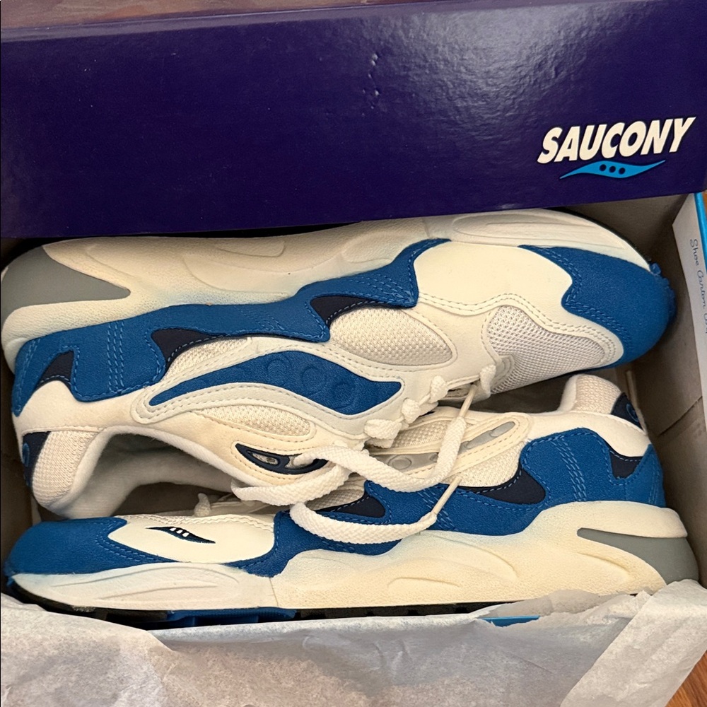 Saucony Women Sneakers - Blue and White